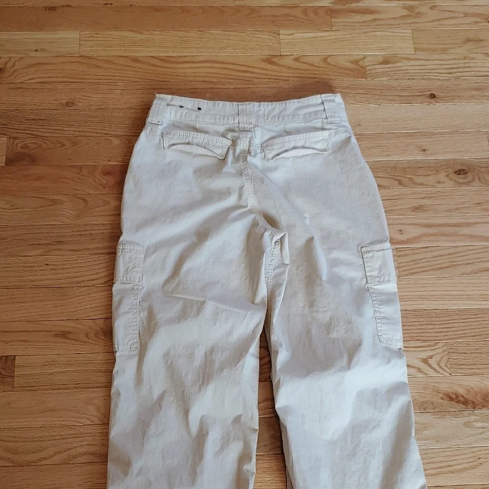 Hollister Cream High-Rise Baggy Pants - Picture 6 of 7